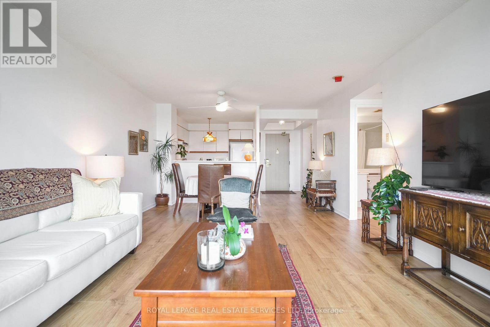 1211 - 2155 BURNHAMTHORPE ROAD, Mississauga (Erin Mills) — photo 9