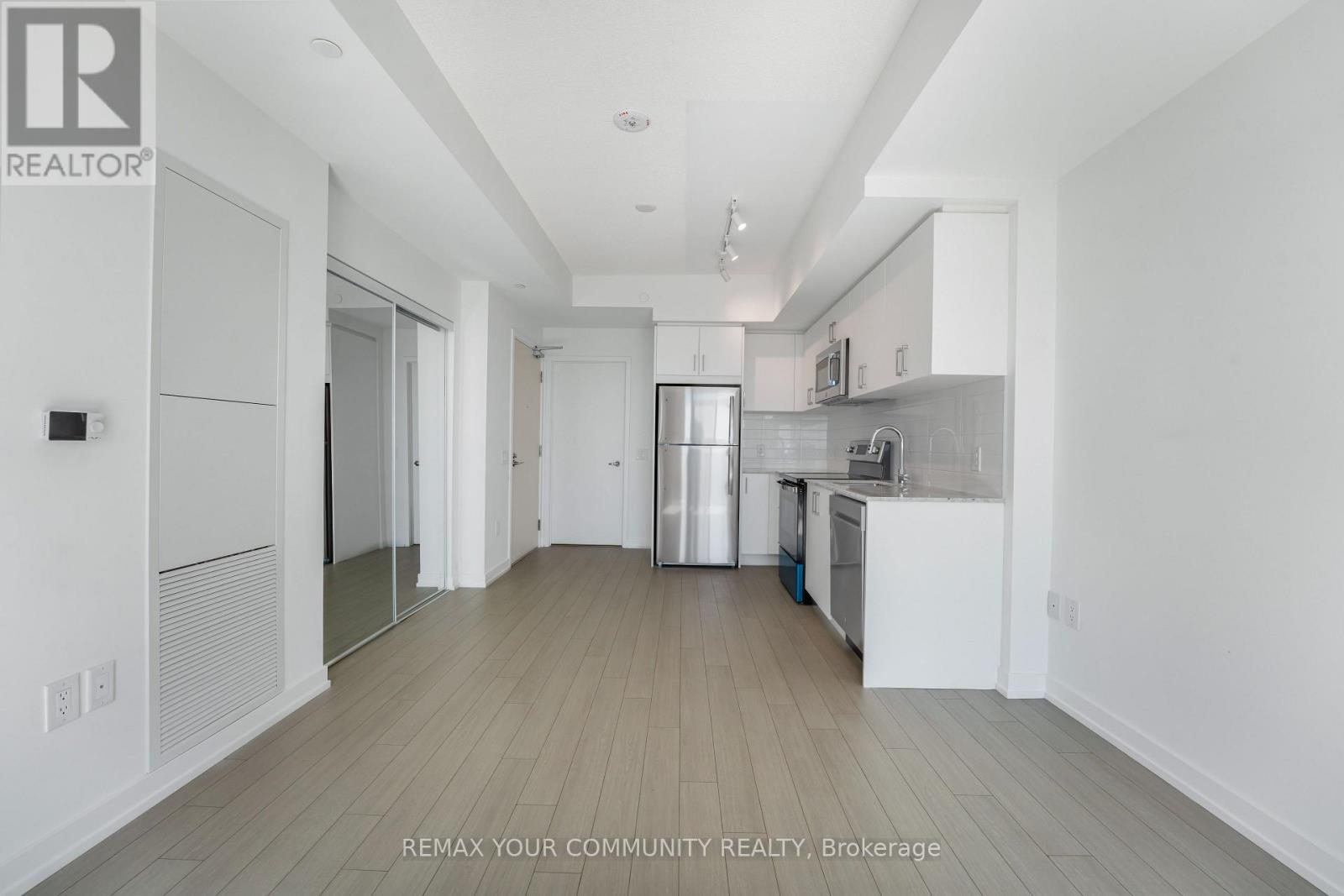 2114 - 4010 EGLINTON AVENUE W, Toronto (Humber Heights) — photo 12