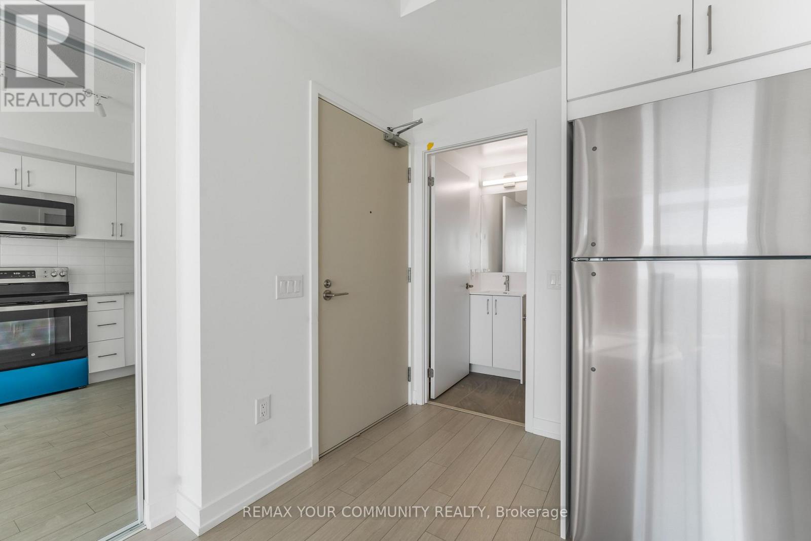 2114 - 4010 EGLINTON AVENUE W, Toronto (Humber Heights) — photo 6