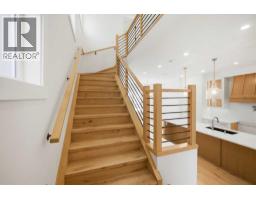 4711 19 Avenue NW - photo 21