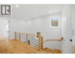 4711 19 Avenue NW - photo 22
