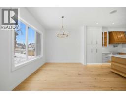4711 19 Avenue NW - photo 4