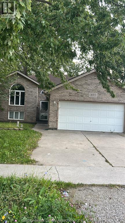 1855 DOMINION BOULEVARD, Windsor