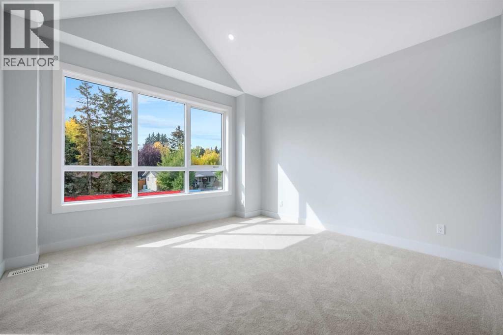 8308 34 Avenue NW - photo 21