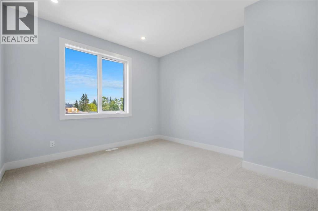 8308 34 Avenue NW - photo 29