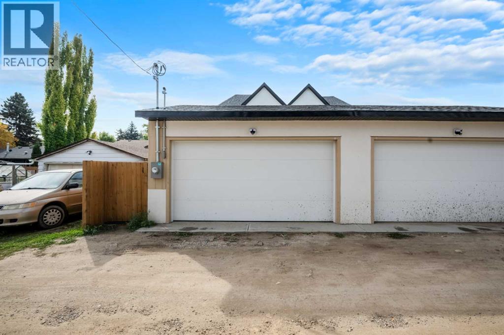 8308 34 Avenue NW - photo 45