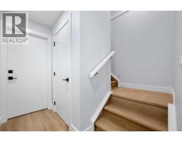 8308 34 Avenue Nw, Calgary, AB T3B1R2 Photo 34