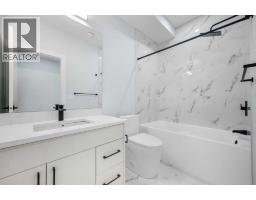8308 34 Avenue Nw, Calgary, AB T3B1R2 Photo 37