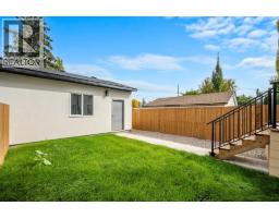 8308 34 Avenue Nw, Calgary, AB T3B1R2 Photo 43