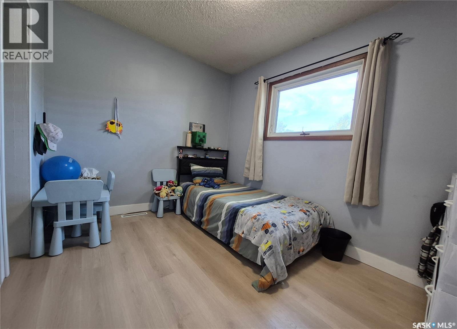 390 6th AVENUE NW - Image 10