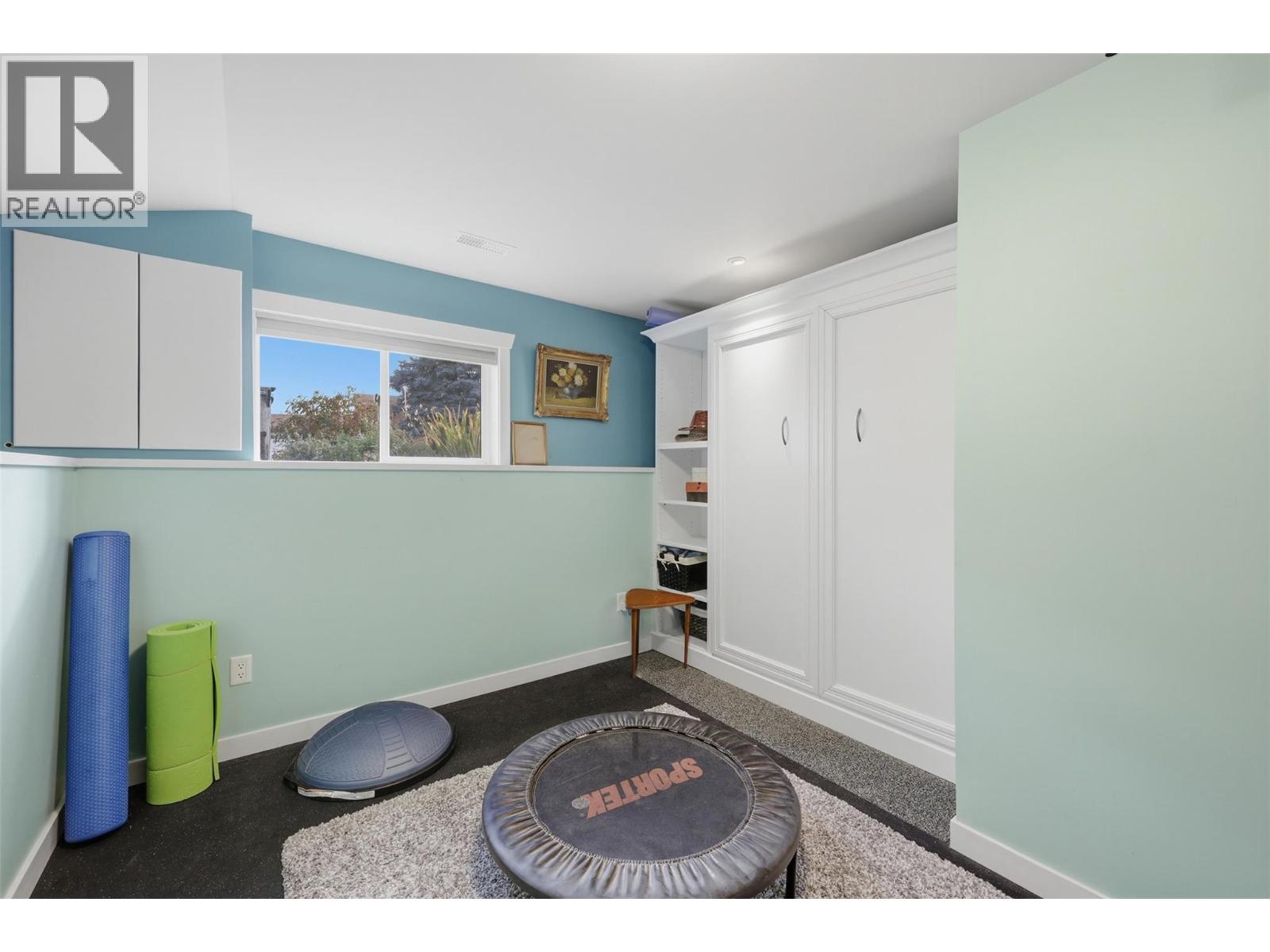 4809 Bolean Drive - 33