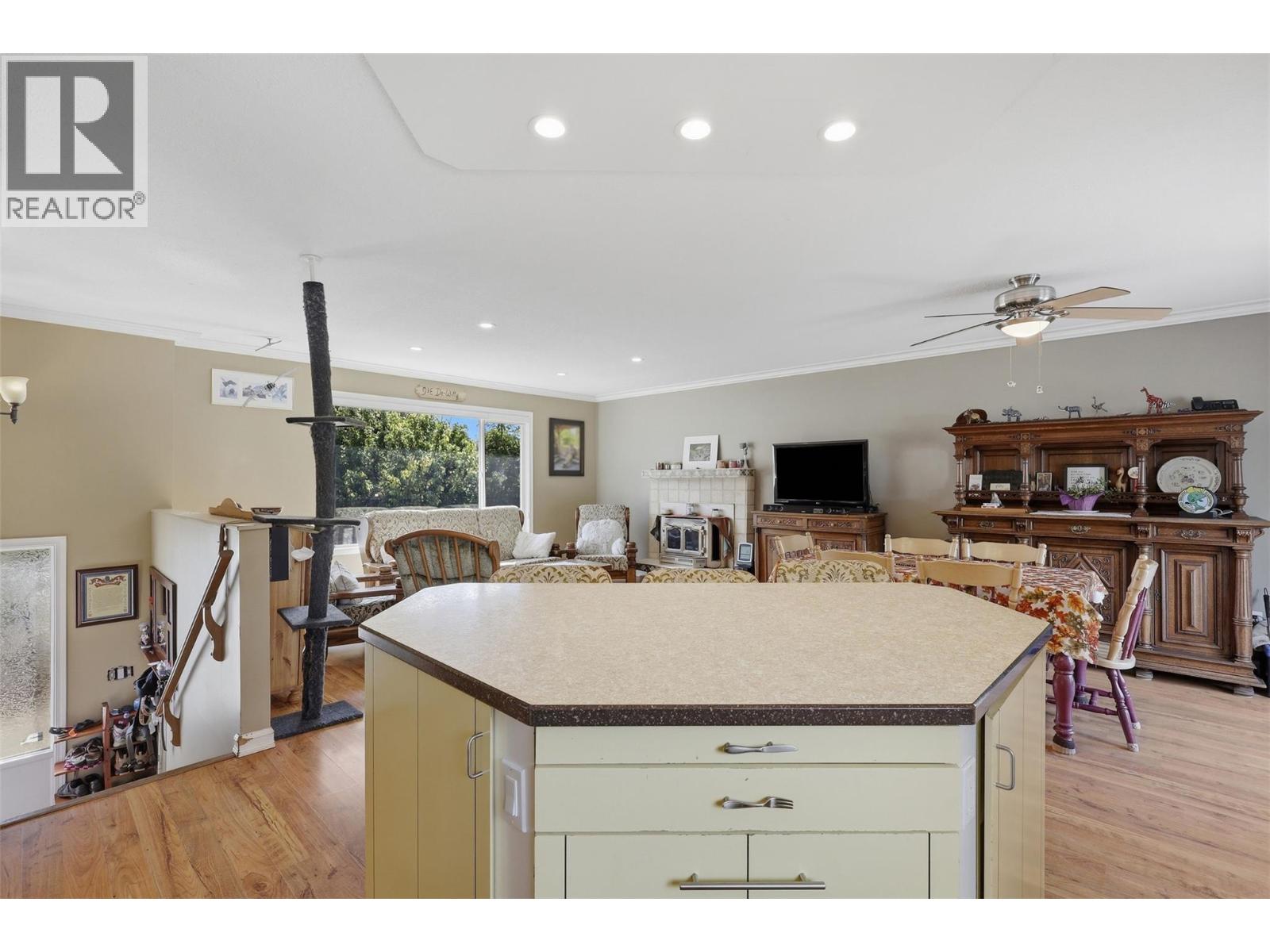 4809 Bolean Drive - 8