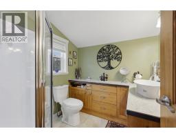 4809 Bolean Drive, Kamloops, BC V2H1M3 Photo 17