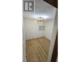 Main - 233 Ellerslie Avenue, Toronto, ON M2N1Y3 Photo 11
