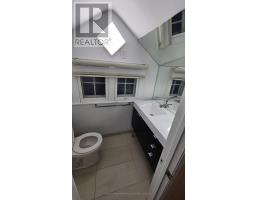 Main - 233 Ellerslie Avenue, Toronto, ON M2N1Y3 Photo 15