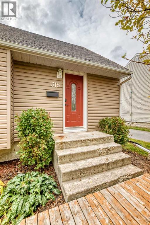 Listing photo – 315 Spruce Street, Springbrook