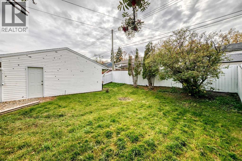Listing photo – 315 Spruce Street, Springbrook
