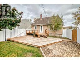315 Spruce Street, Springbrook, AB T4S1V4 Photo 32