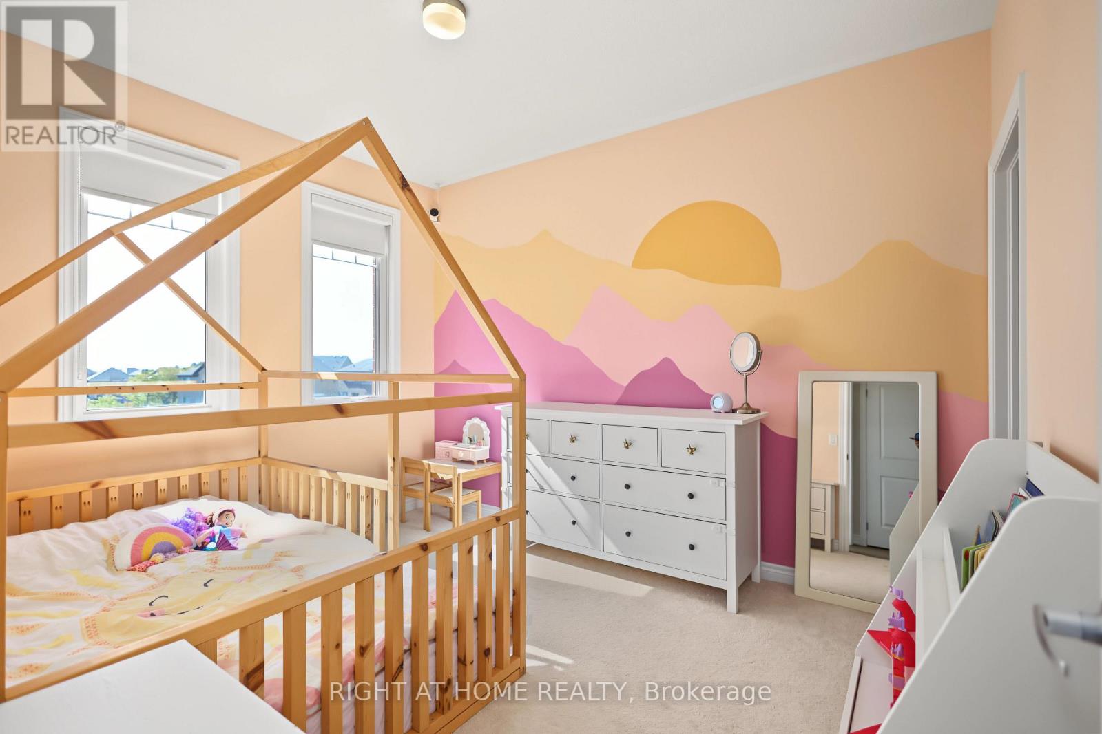 335 BUSATO DRIVE - 23