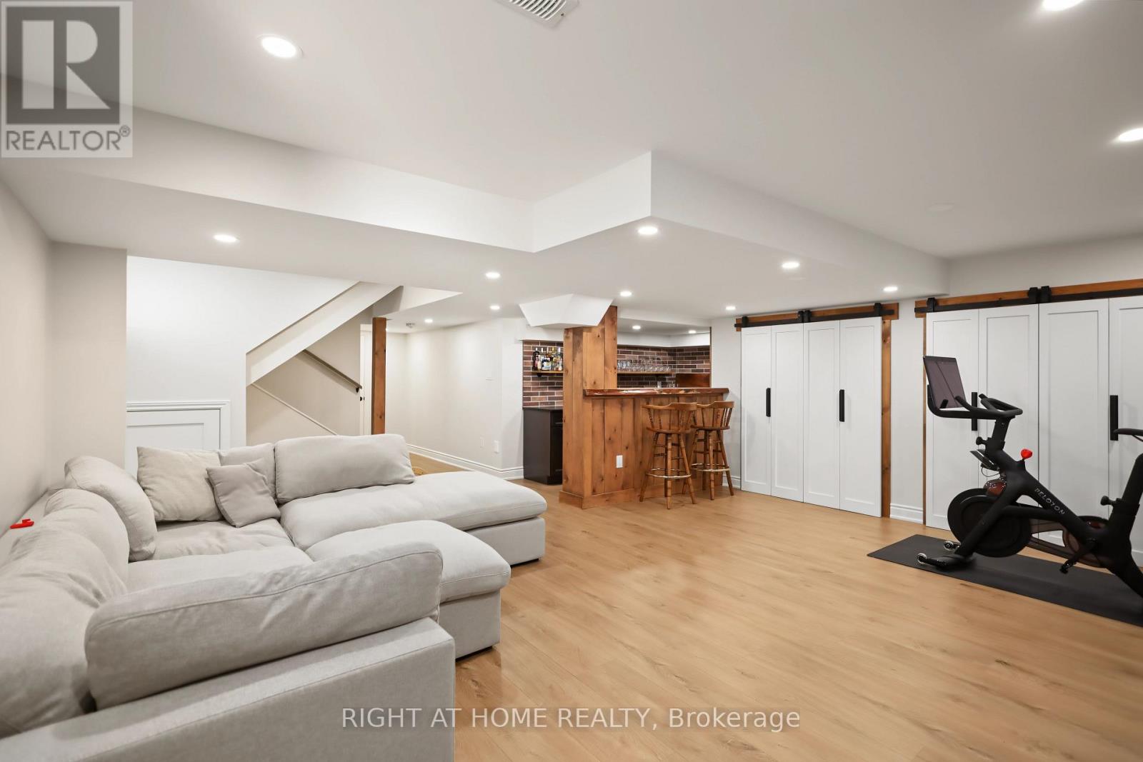 335 BUSATO DRIVE - 35