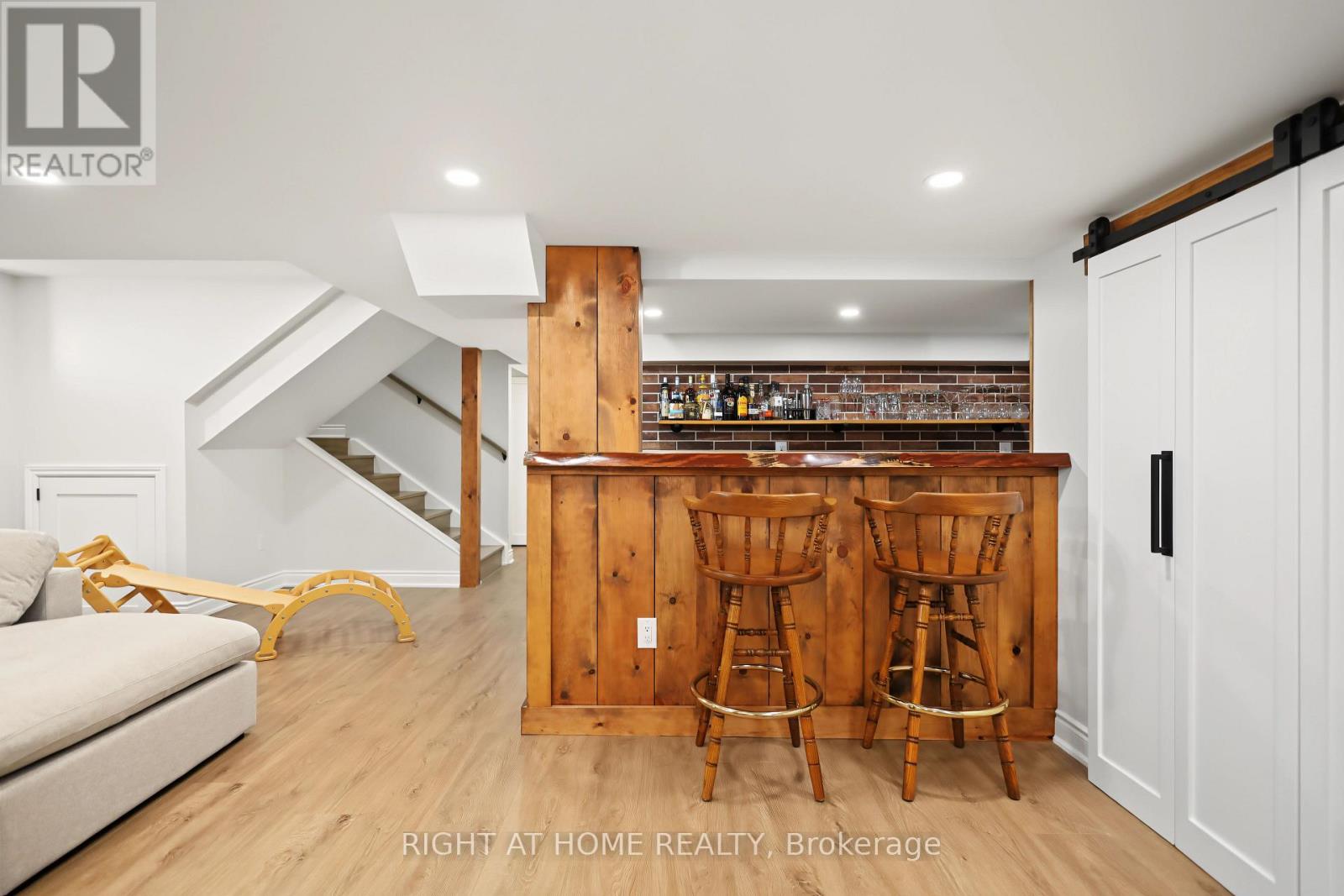 335 BUSATO DRIVE - 38