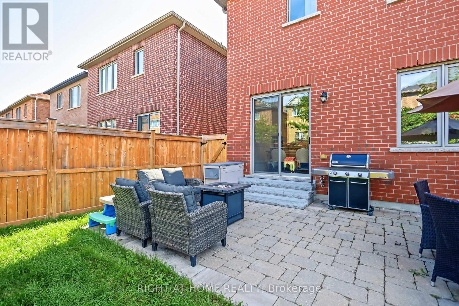 335 BUSATO DRIVE - 40