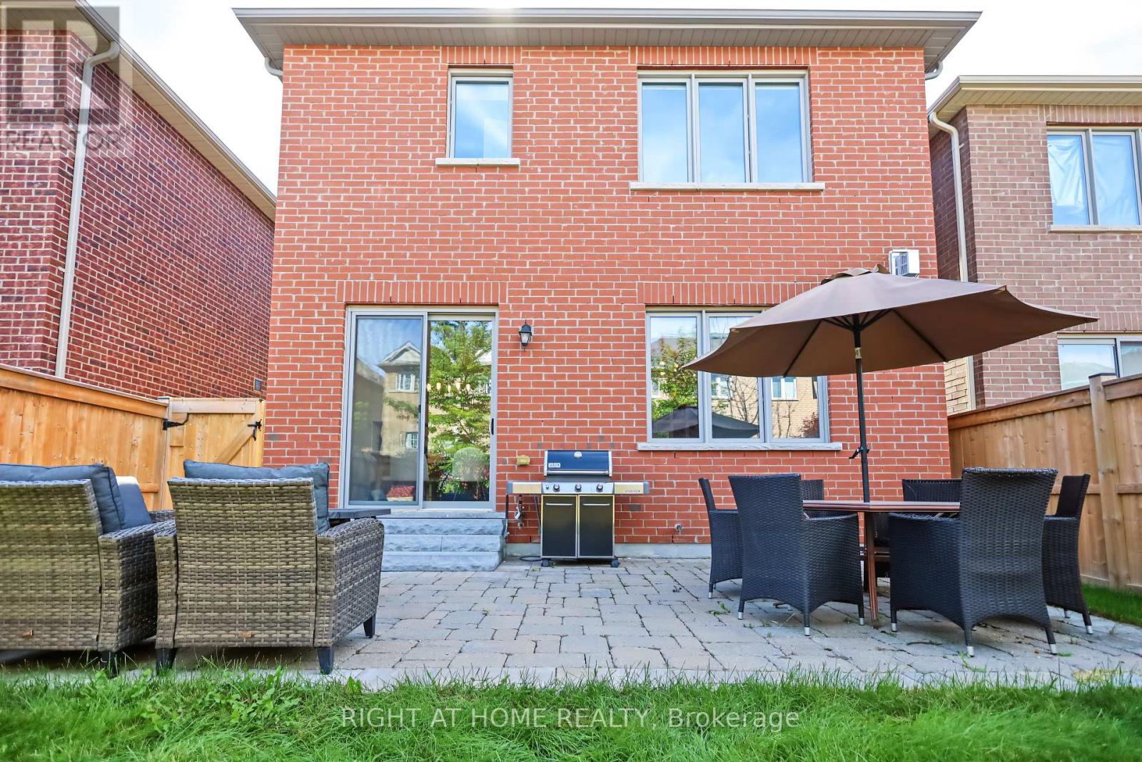 335 BUSATO DRIVE - 42