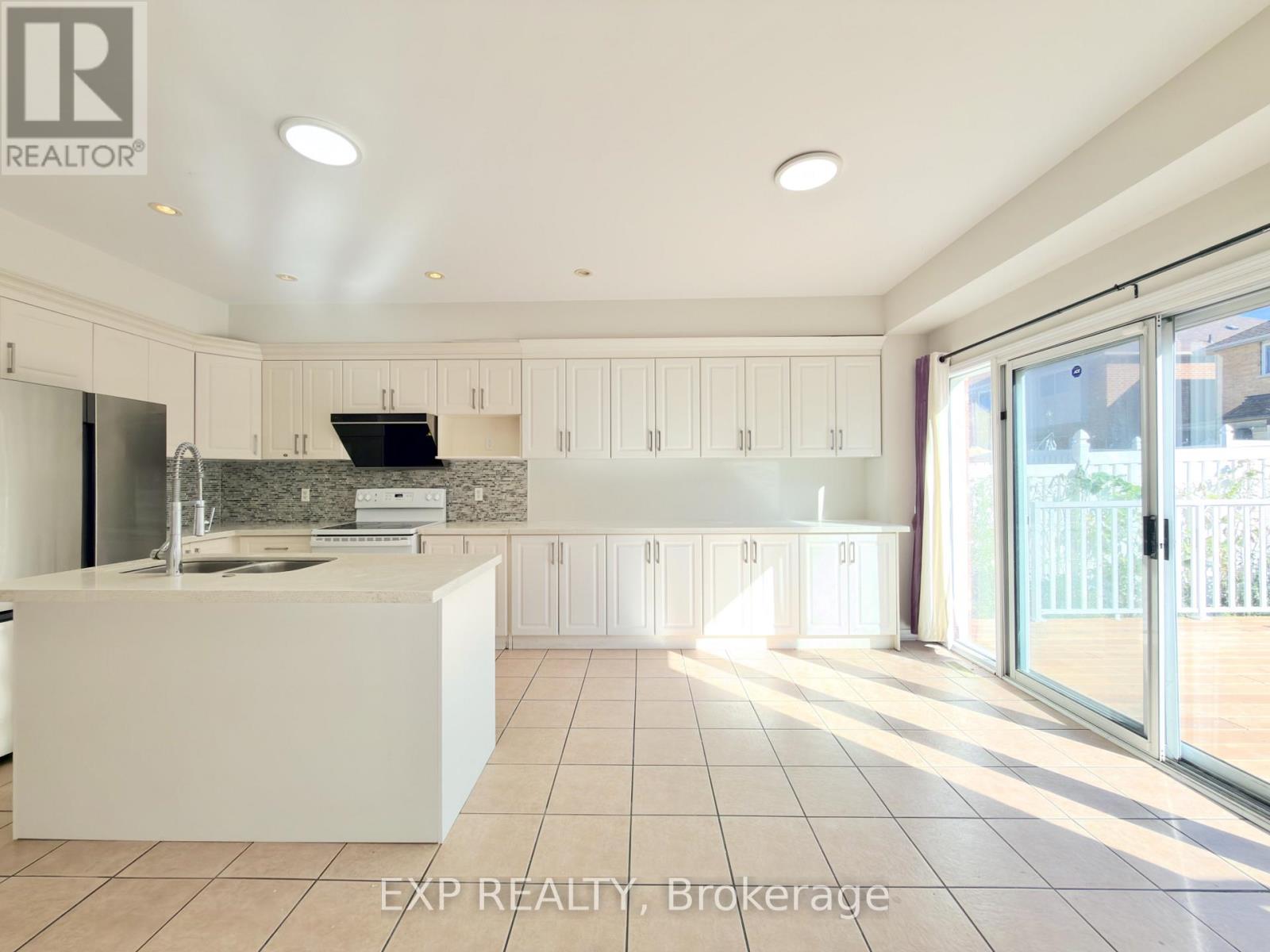 7 DAVIDOFF STREET, Markham (Wismer) — photo 10
