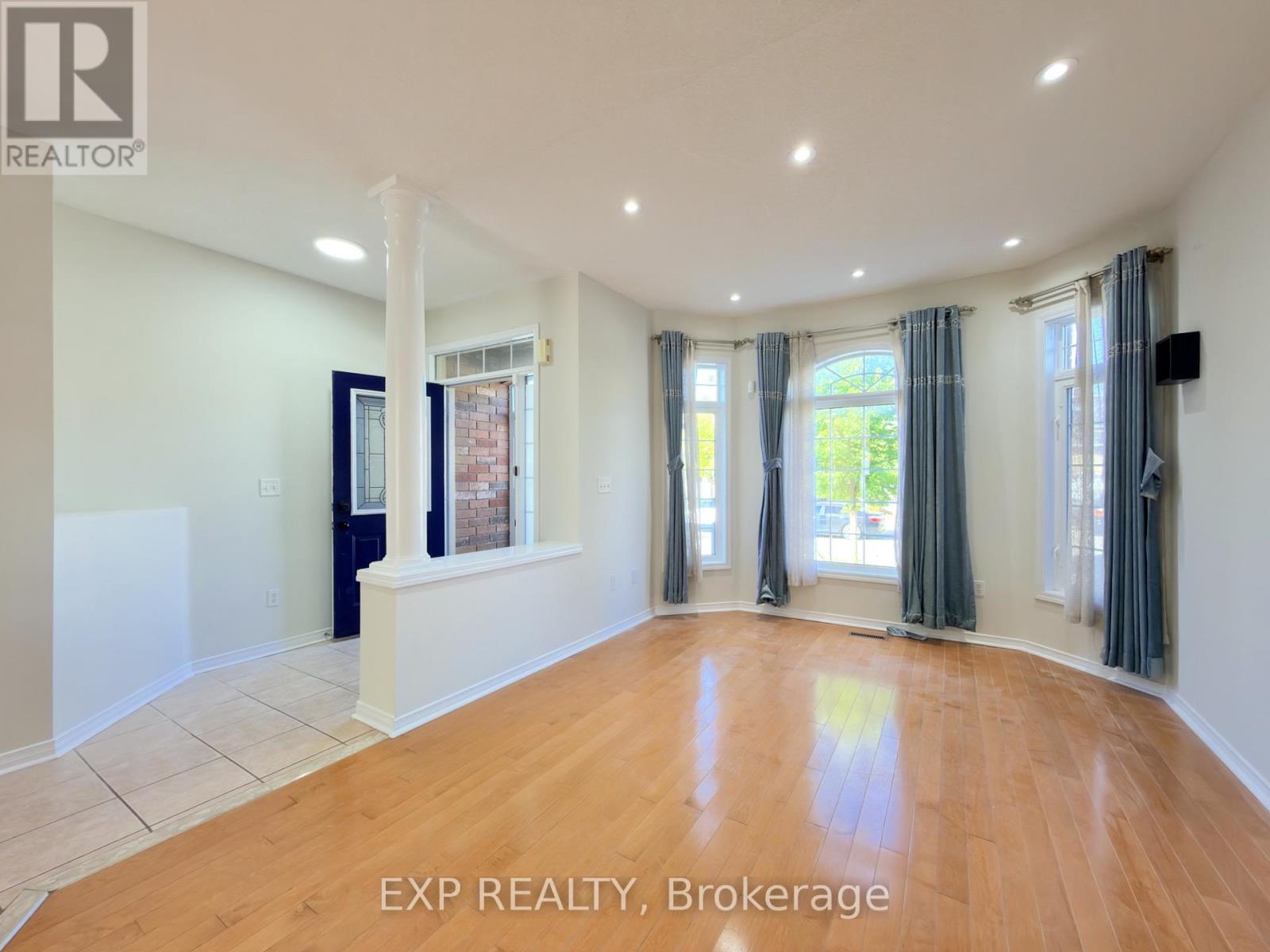 7 DAVIDOFF STREET, Markham (Wismer) — photo 4