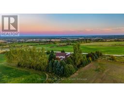7262 12/13 Side Road, Clearview, ON L0M1G0 Photo 48