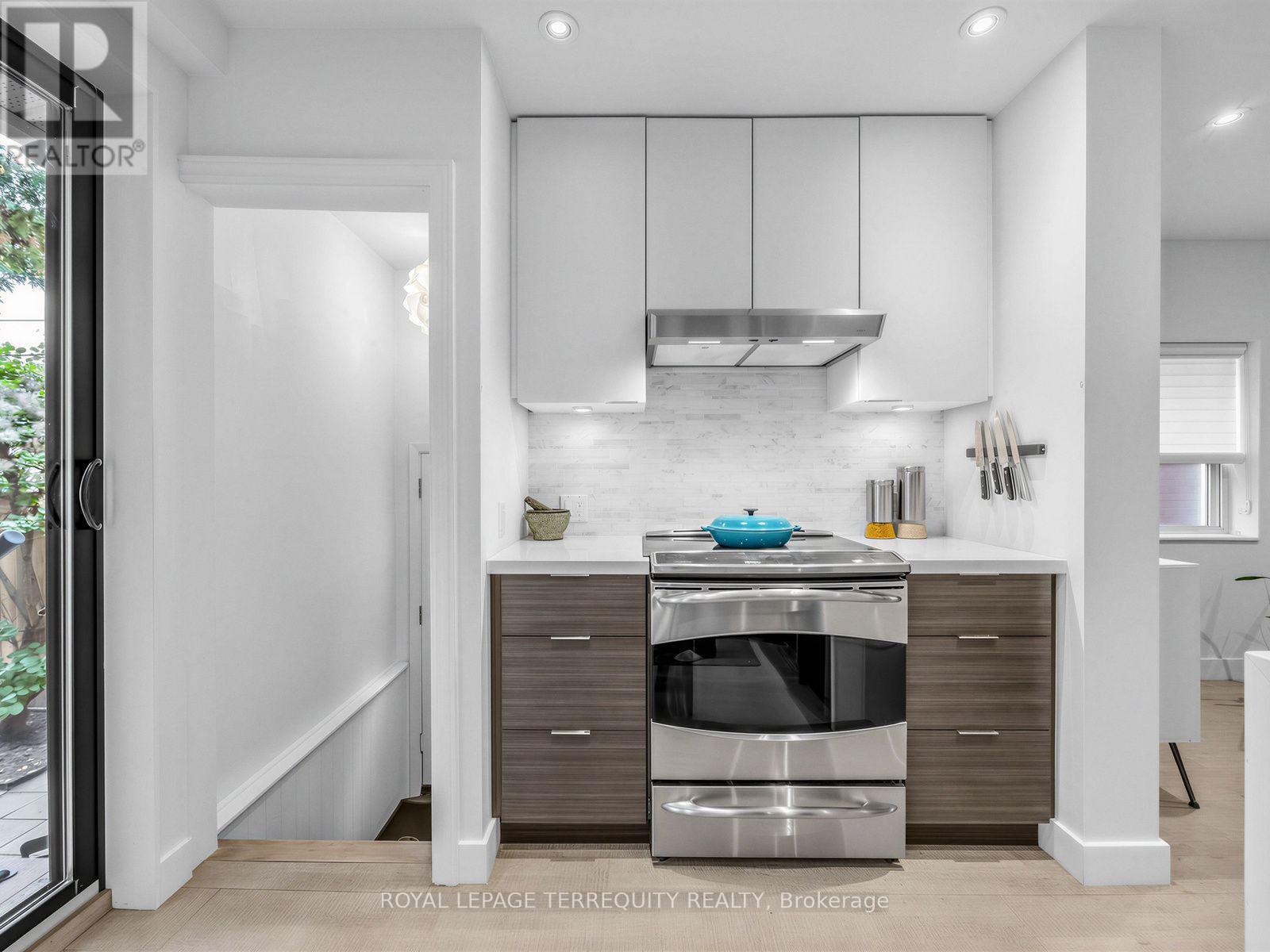 22 MONTYE AVENUE, Toronto (Runnymede-Bloor West Village) — photo 10