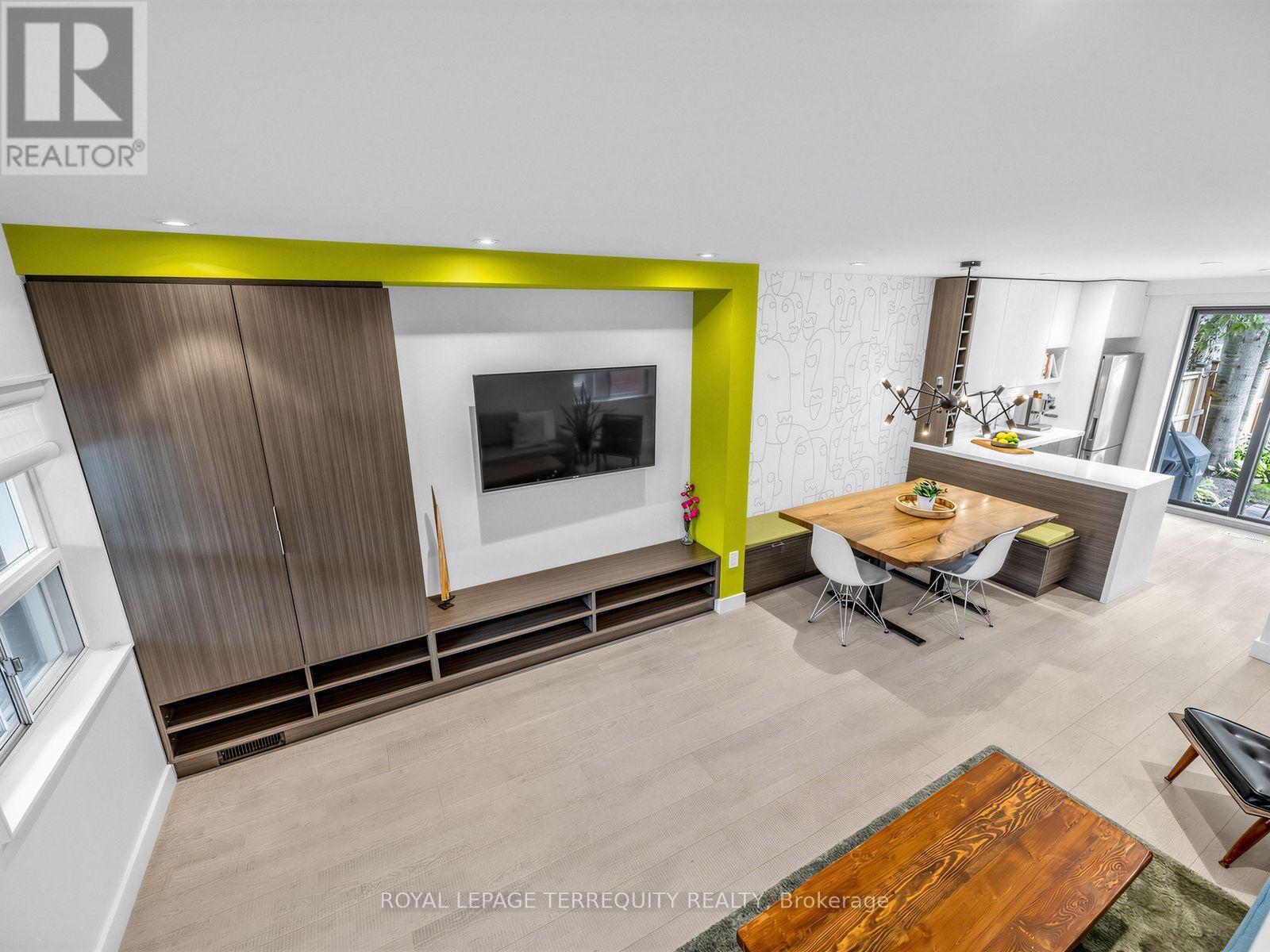 22 MONTYE AVENUE - 16