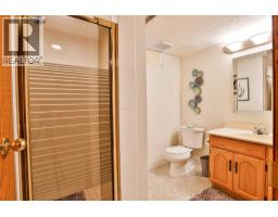 2252 26 Avenue S - photo 29