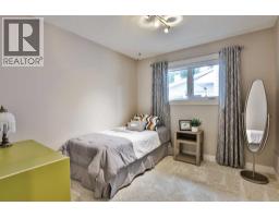 2252 26 Avenue S - photo 18