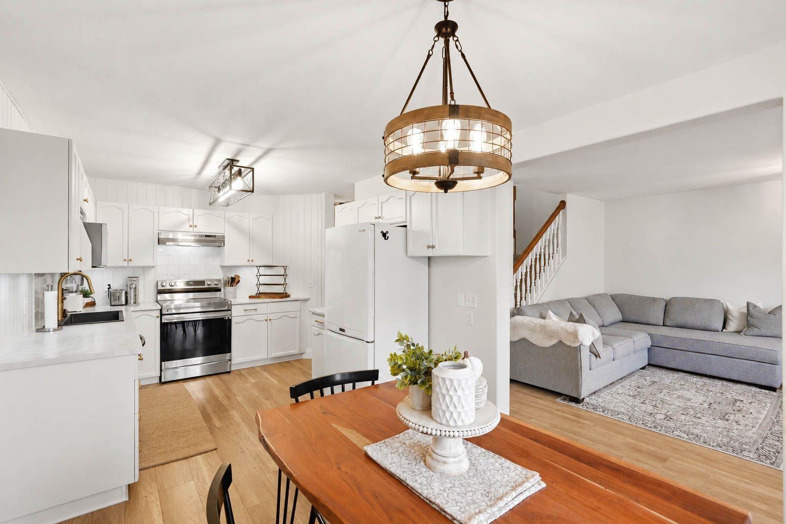103 5765 VEDDER ROAD, Garrison Crossing