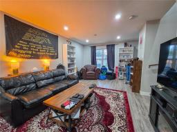 1030 4th Street, Brandon, MB R7A3J4 Photo 18