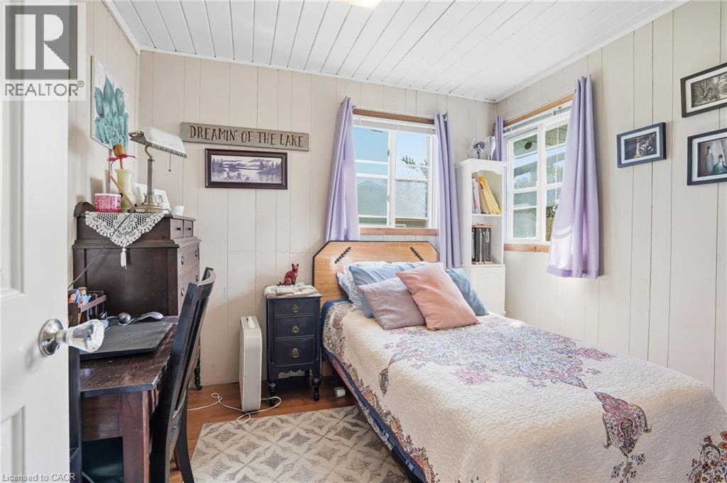 2579 LAKESHORE Road - 16