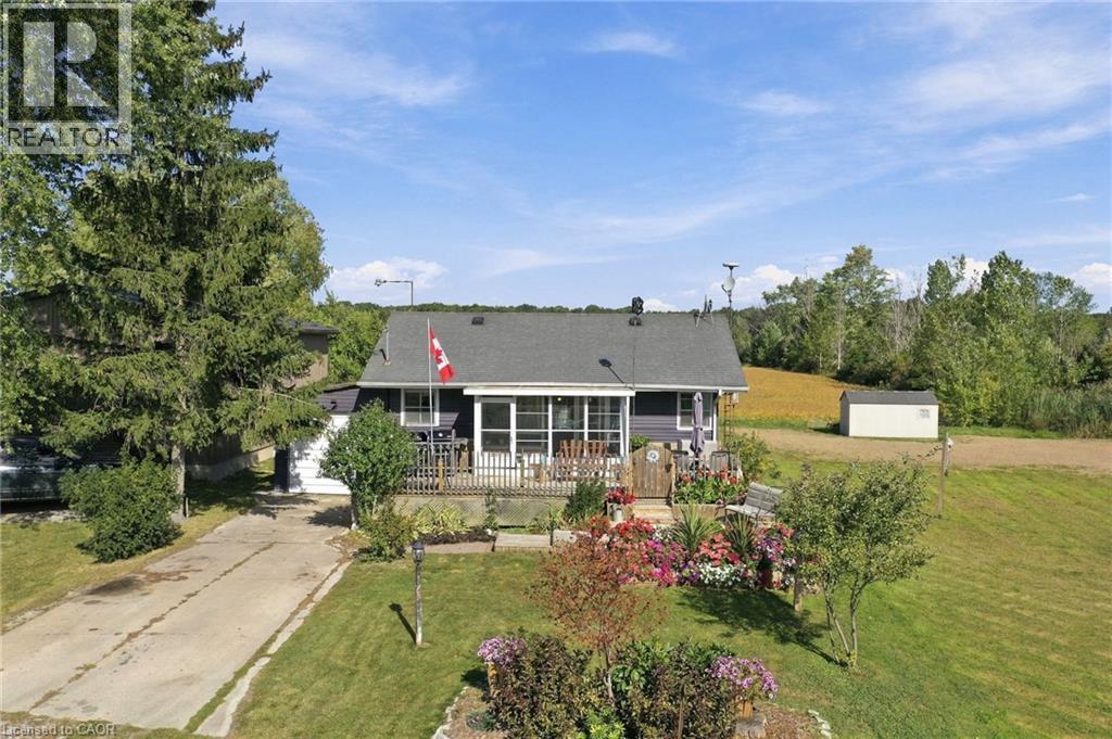 2579 LAKESHORE Road - Image 32