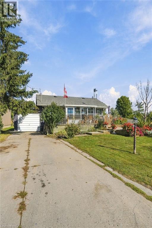 2579 LAKESHORE Road - 6
