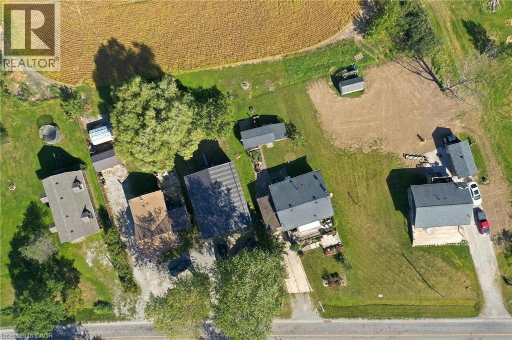 2579 LAKESHORE Road - Image 41