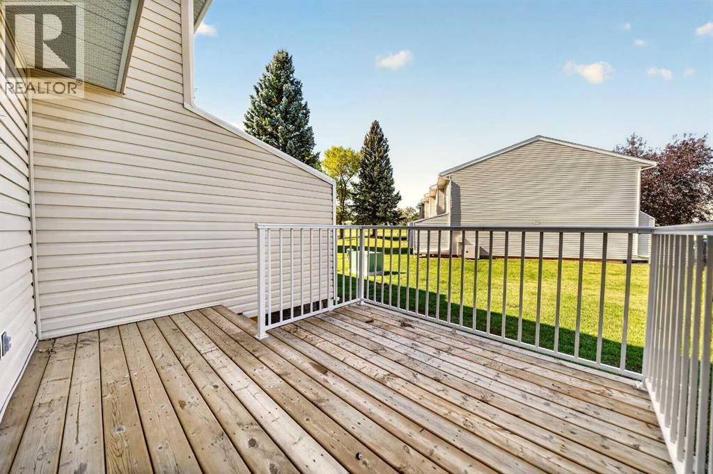 #53 55 Lemoyne Crescent W - 17