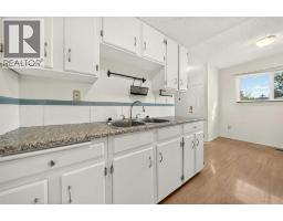 53, 55 Lemoyne Crescent W, Lethbridge, AB T1K4J7 Photo 9