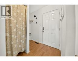 53, 55 Lemoyne Crescent W - photo 3