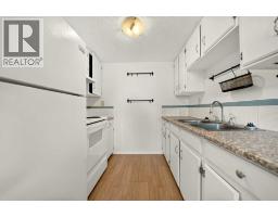 3pc Bathroom - 53, 55 Lemoyne Crescent W, Lethbridge, AB T1K4J7 Photo 8