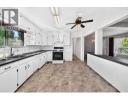 3pc Bathroom - 7219 Bow Crescent Nw, Calgary, AB T3B2C9 Photo 6