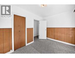 Bedroom - 7219 Bow Crescent Nw, Calgary, AB T3B2C9 Photo 12