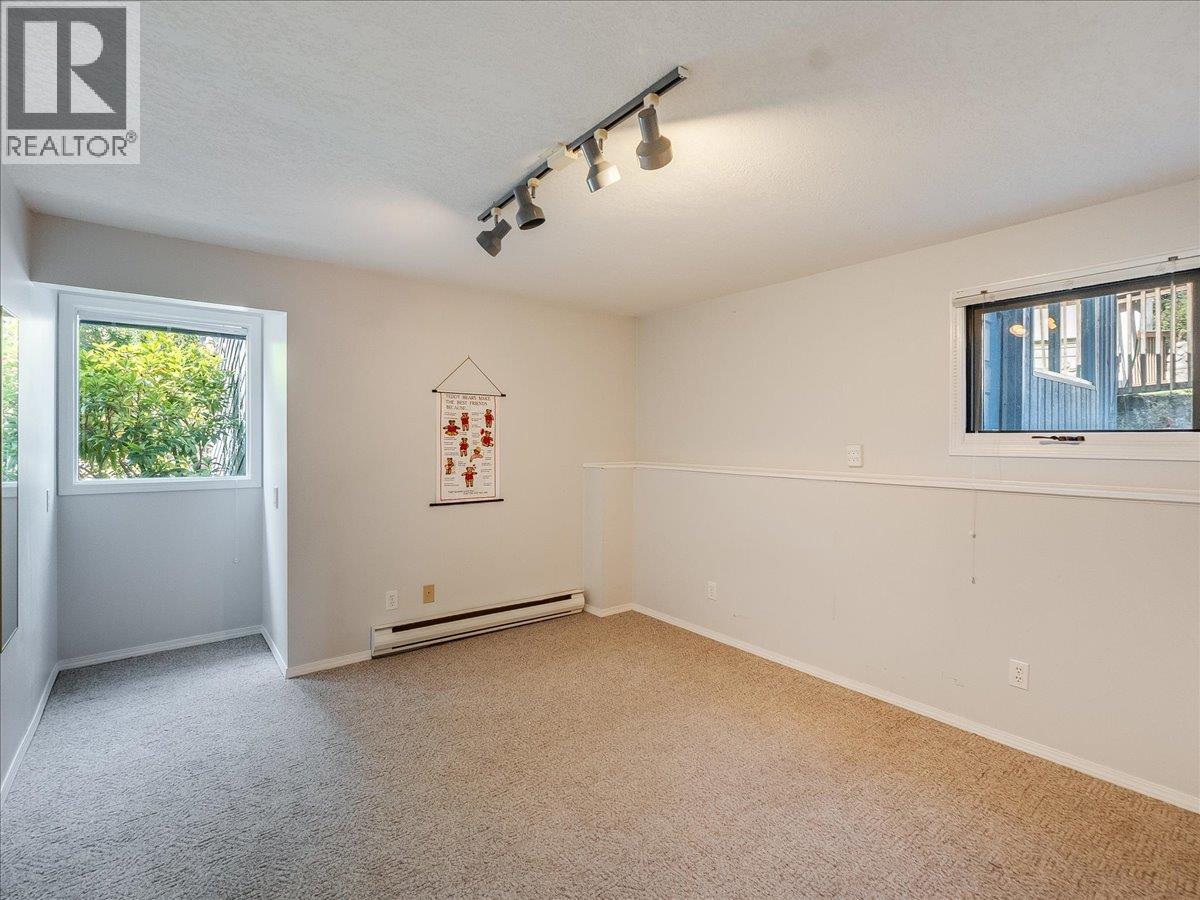 1512 Nasookin Road - 27