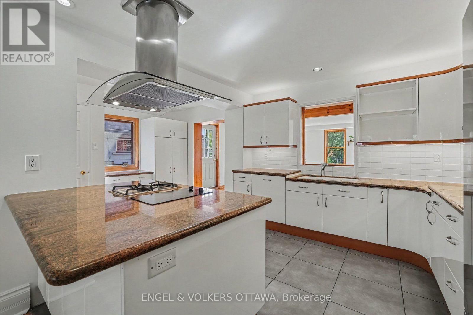 38 ROCKCLIFFE WAY, Ottawa — photo 12