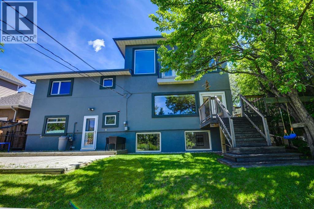 47 Cambridge Road NW, Calgary
