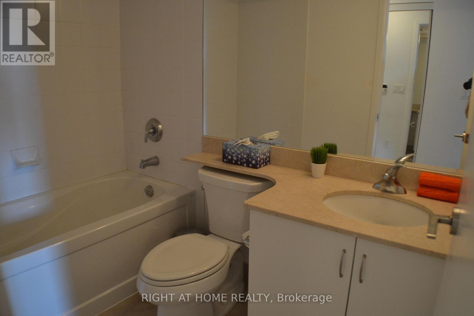1058 - 209 FORT YORK BOULEVARD, Toronto (Niagara) — photo 11